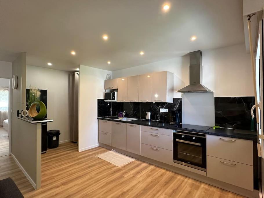 L Appartement Des Parcs Nantais Saint-Herblain Exterior photo
